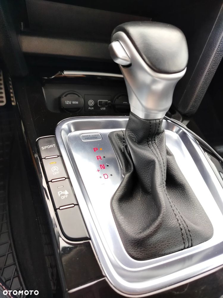 Kia Ceed 1.6 CRDi SCR L Business Line DCT - 7