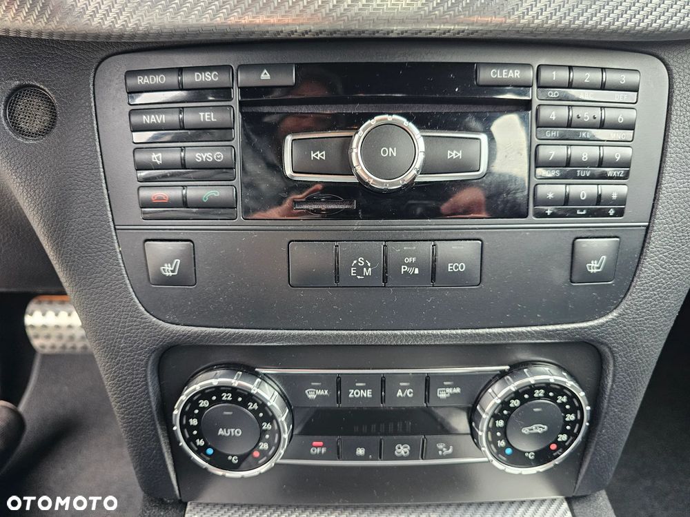 Mercedes-Benz GLK - 23