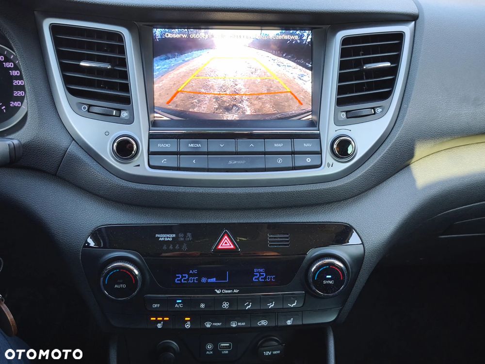 Hyundai Tucson 2.0 CRDI 4WD Automatik Style - 8