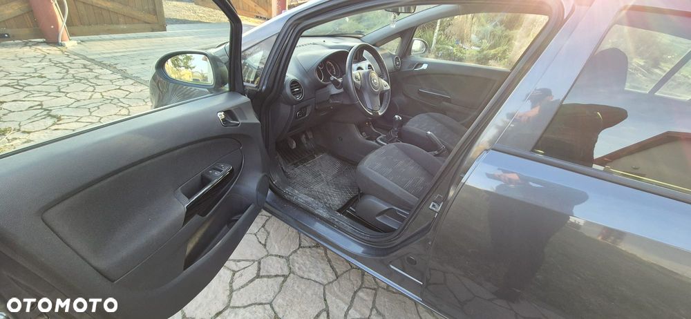 Opel Corsa - 13