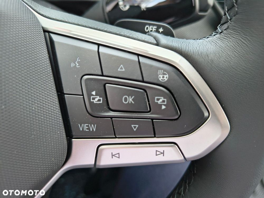 Volkswagen T-Roc - 21