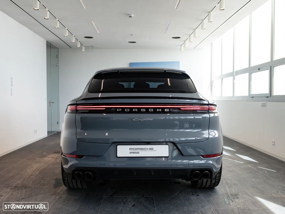 Porsche Cayenne Coupé E-Hybrid - 9