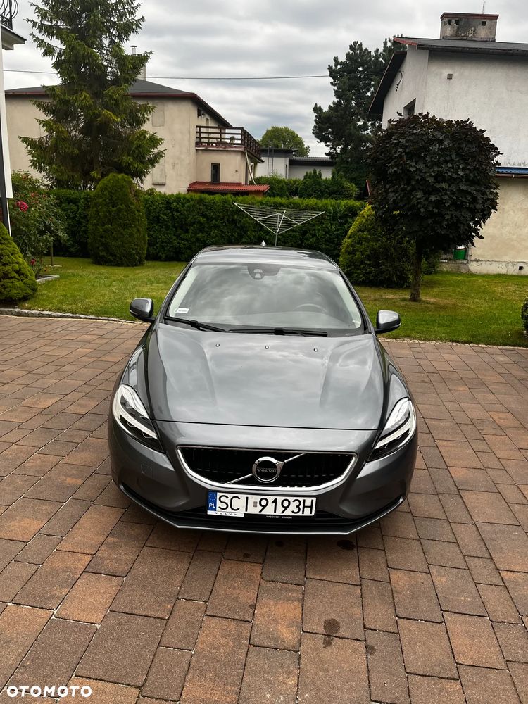 Volvo V40 D2 Geartronic Momentum - 2