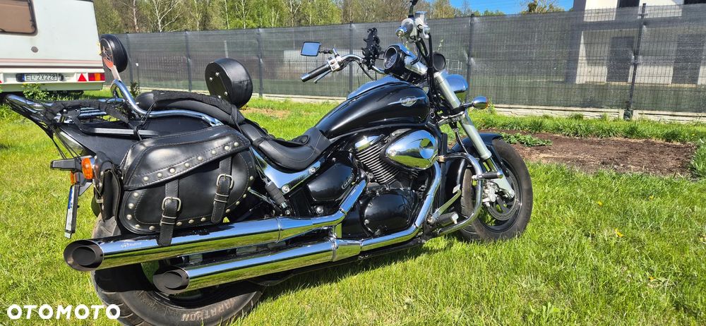 Suzuki Intruder - 1