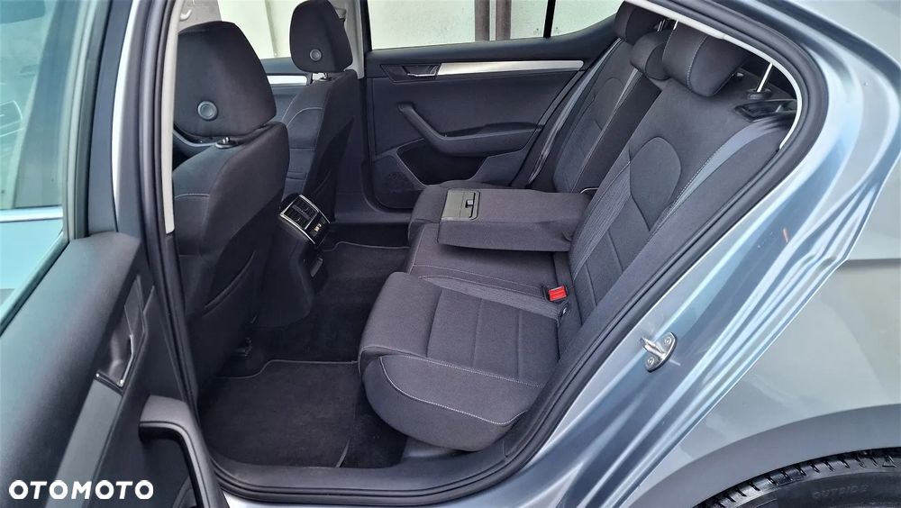 Skoda Superb 1.5 TSI ACT Style DSG - 9