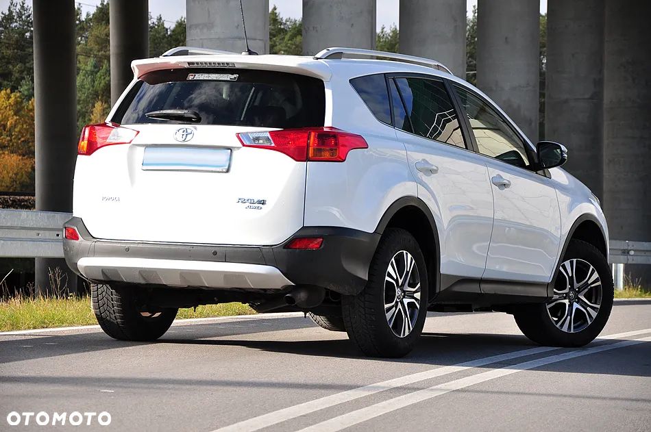 Toyota RAV4 2.0 4x4 Start&Stop CVT Executive - 4