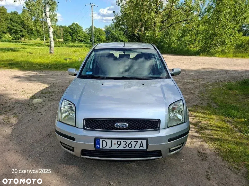Ford Fusion 1.4 Trend - 4
