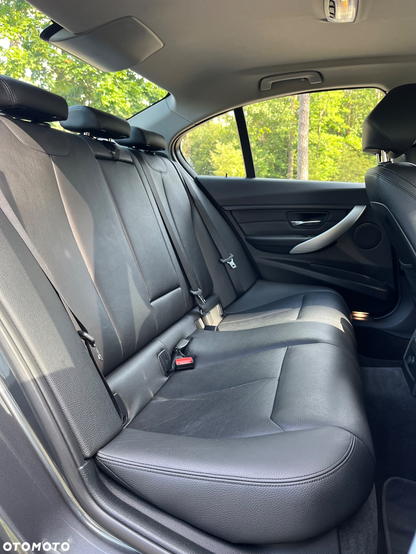 BMW Seria 3 318d Touring Sport Line - 14