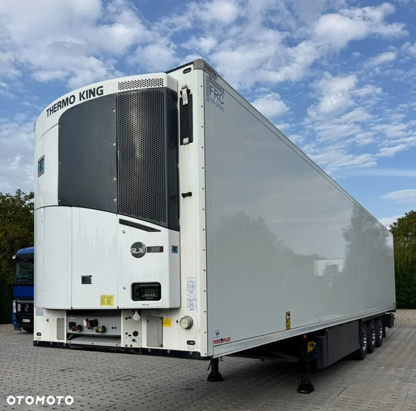 Schmitz Cargobull | 2020 | Gruba ściana | TK slx300 |