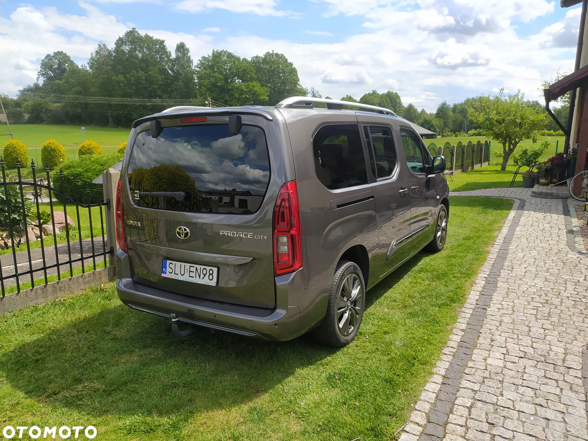 Toyota Proace City Verso Long 1.5 D-4D Family - 2
