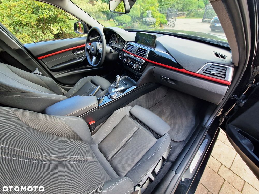 BMW Seria 3 320d xDrive Sport Line - 9
