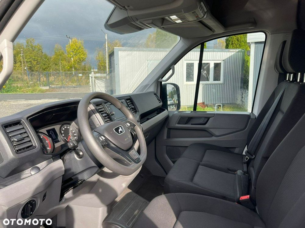 Volkswagen Crafter - 10