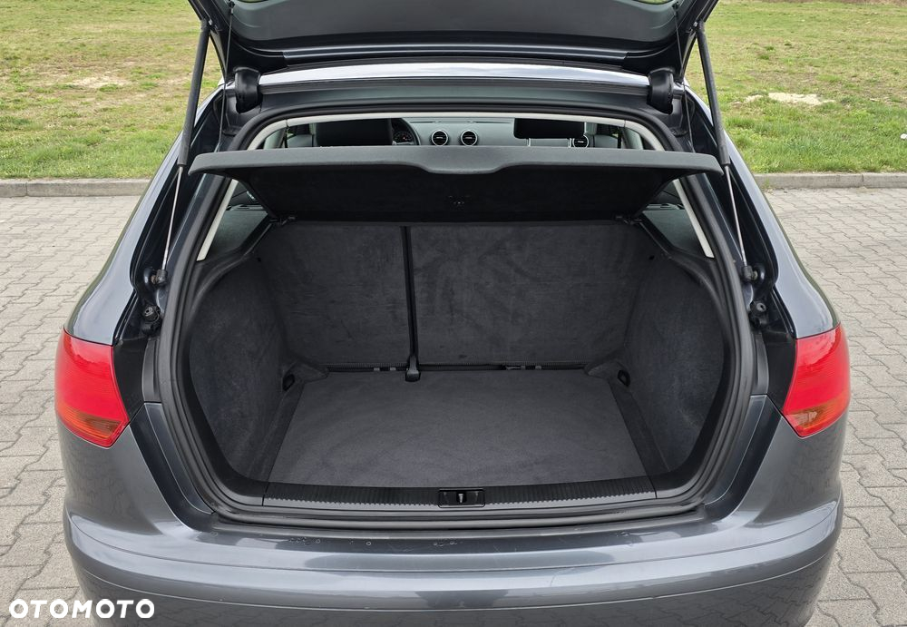 Audi A3 1.6 Attraction - 15