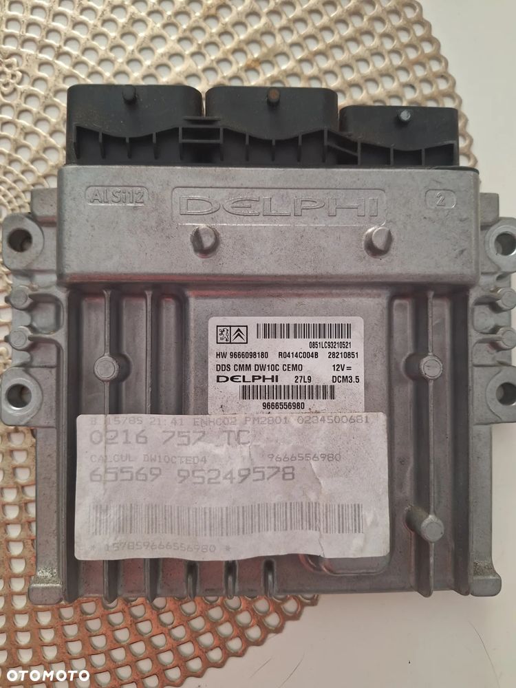 citroen peugeot / komputer  sterownik silnika  / 9666557180 / HW 9666098180   (33/16) - 2