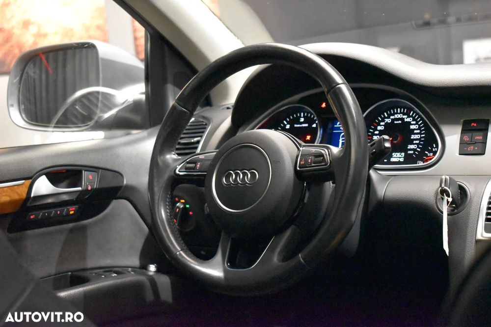 Audi Q7 3.0 TDI DPF Quattro Tiptronic - 10