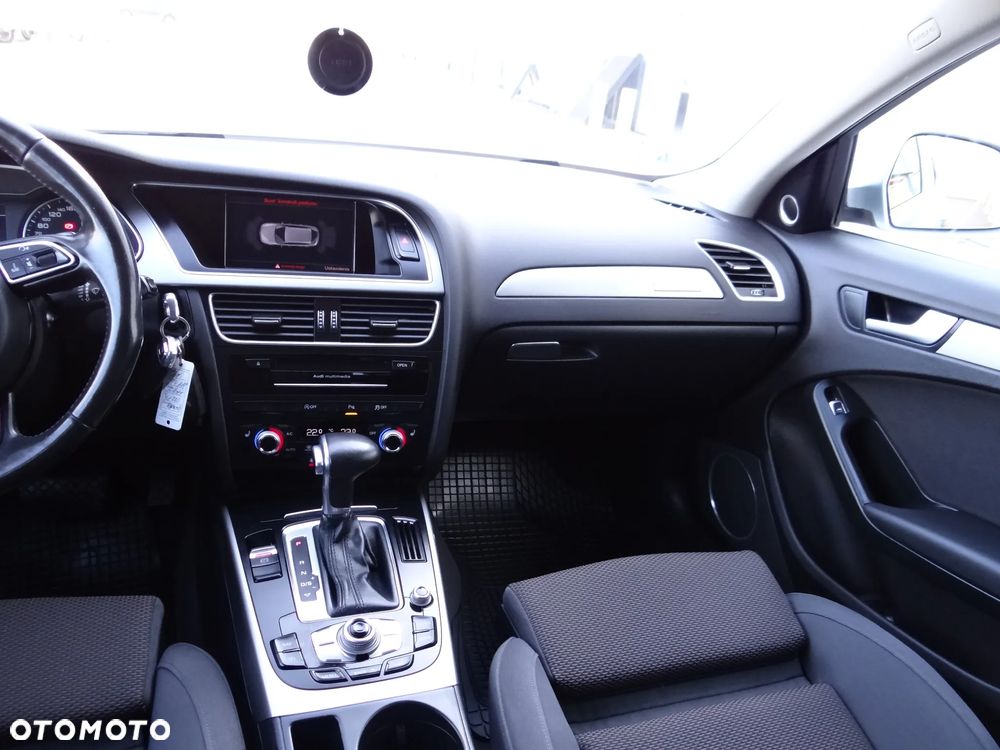 Audi A4 Allroad 2.0 TDI DPF S tronic - 7