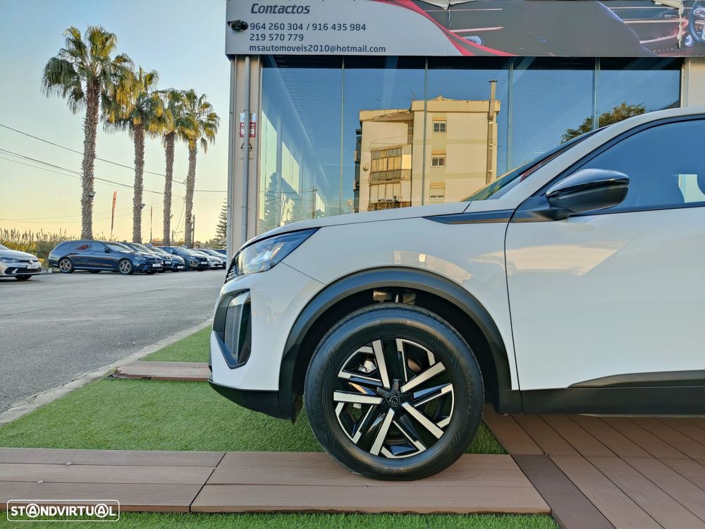 Peugeot 2008 1.2 PureTech Active Pack - 10