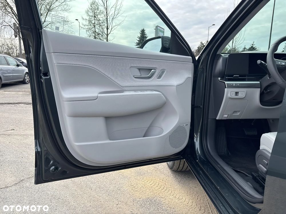 Hyundai Kona 65kWh Platinum - 10