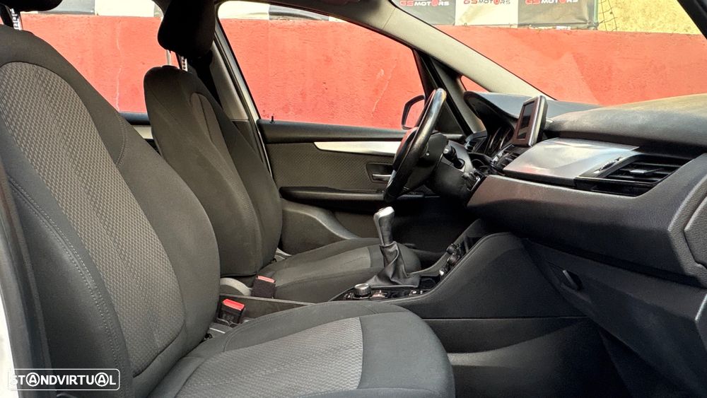 BMW 216 Gran Tourer d Line Sport - 12