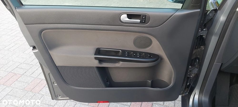 Volkswagen Golf Plus 1.6 Goal - 33
