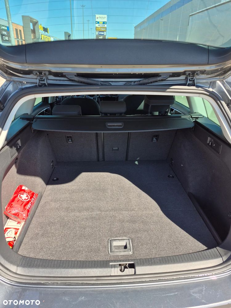 Volkswagen Golf 1.6 TDI SCR Join - 9