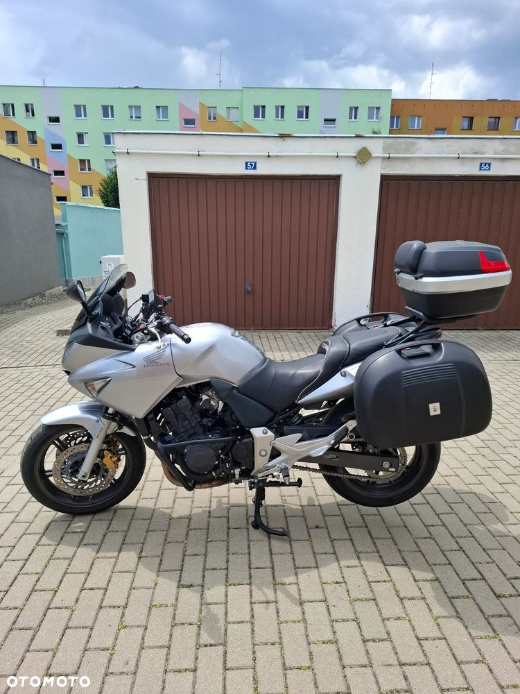 Honda CBF - 2