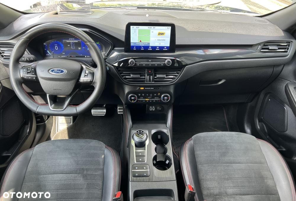 Ford Kuga - 10