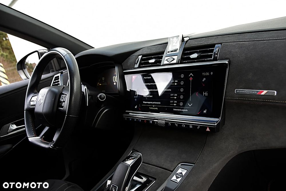 DS Automobiles DS 7 Crossback 1.6 PureTech Performance Line + - 39
