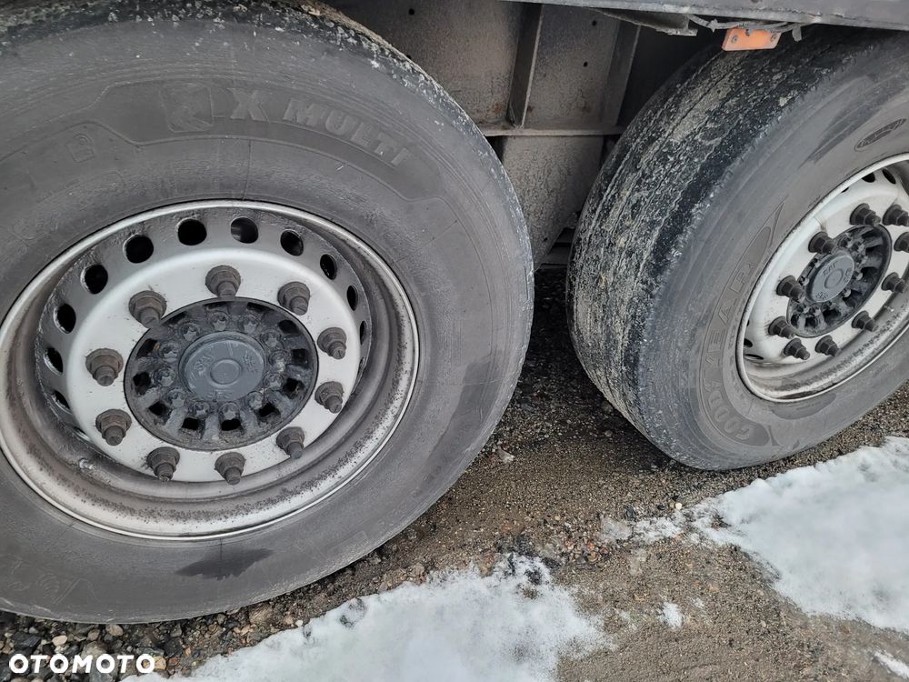 Schmitz Cargobull SKO 24/L - 4