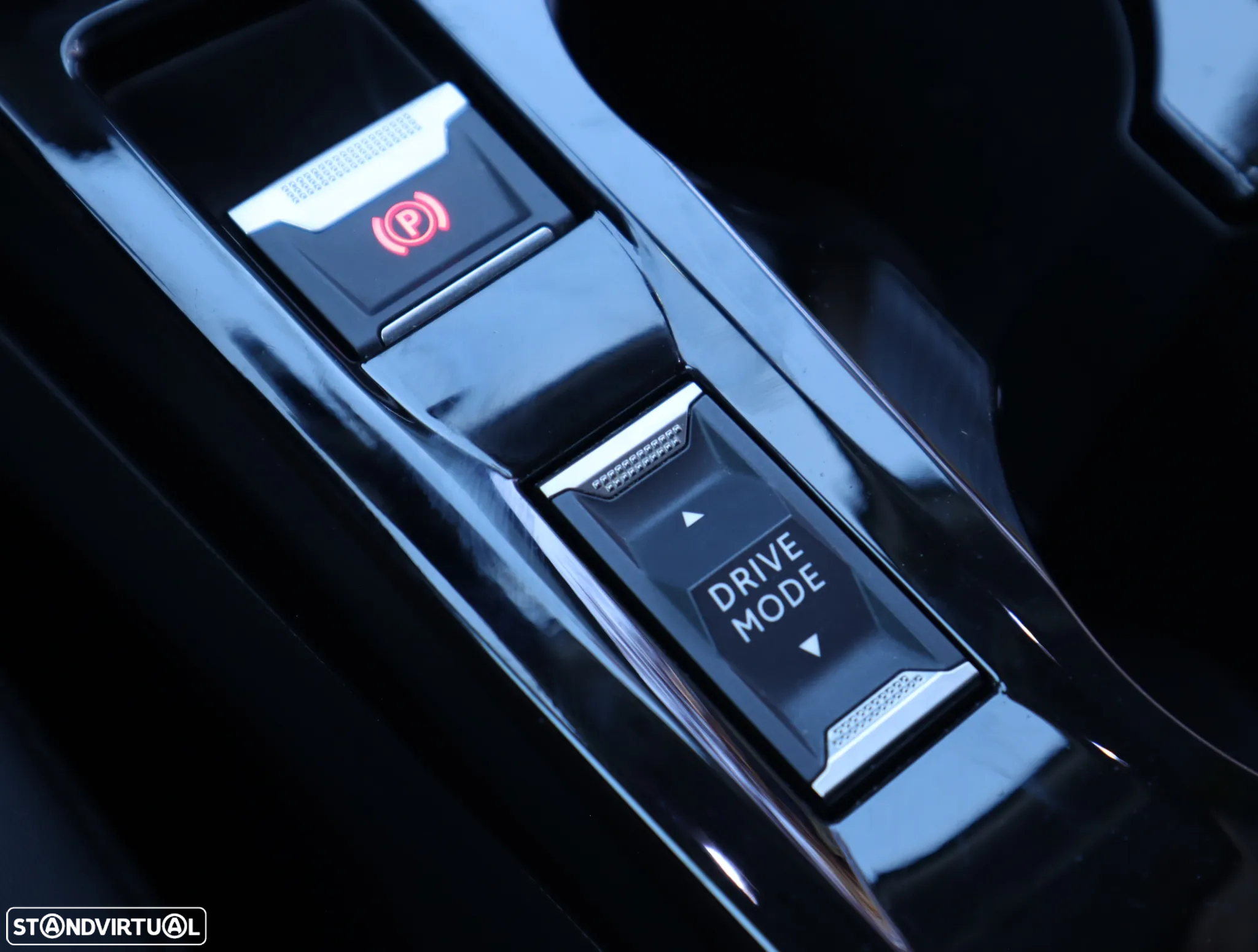Peugeot e-2008 50 kWh Allure Pack - 54