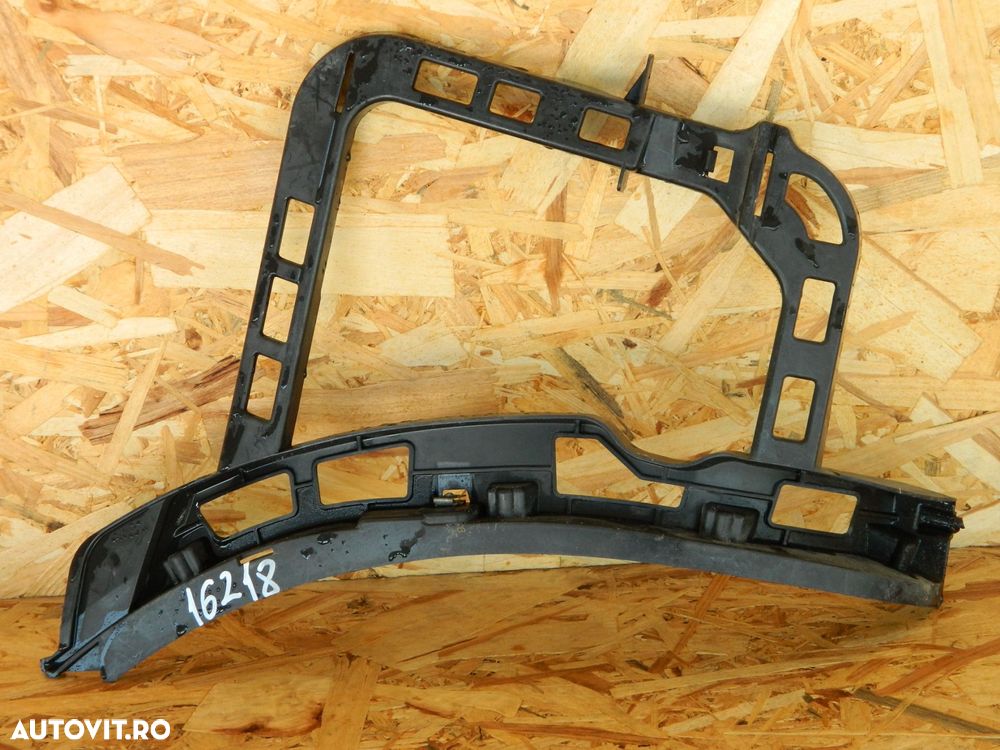 Suport stanga Bara spate, VW Passat B7 Kombi, 2010, 2011, 2012, 2013, 2014, 3AF807377. - 2