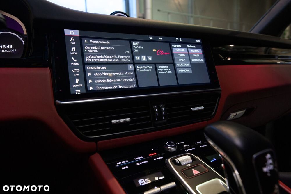 Porsche Cayenne - 10