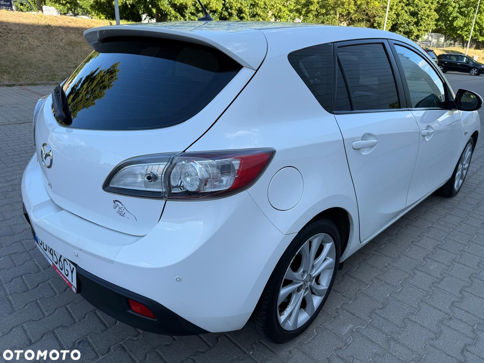 Mazda 3 2.0 Exclusive + - 3