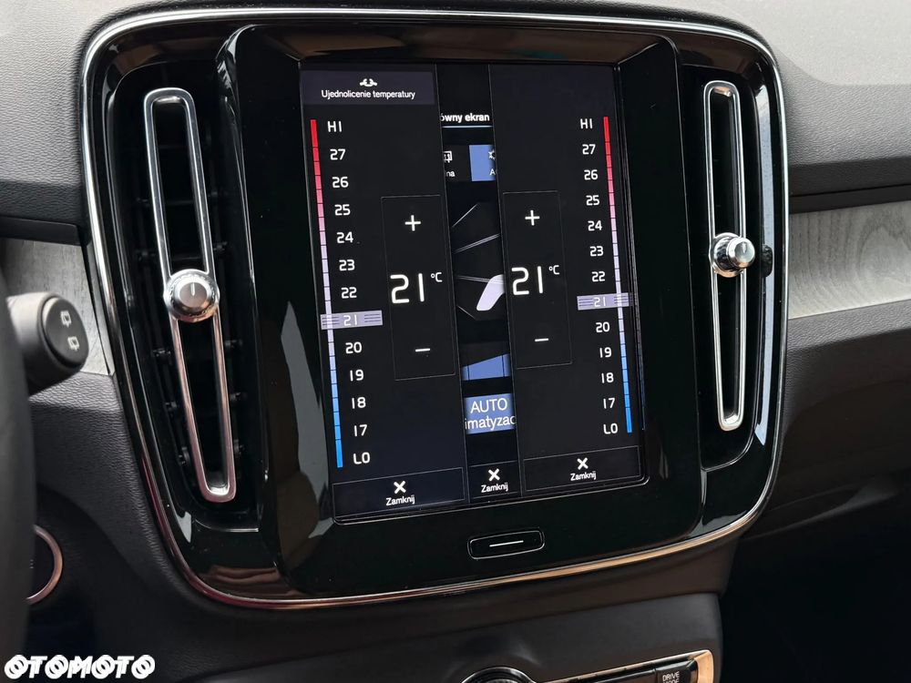 Volvo XC 40 T3 Geartronic Inscription - 17