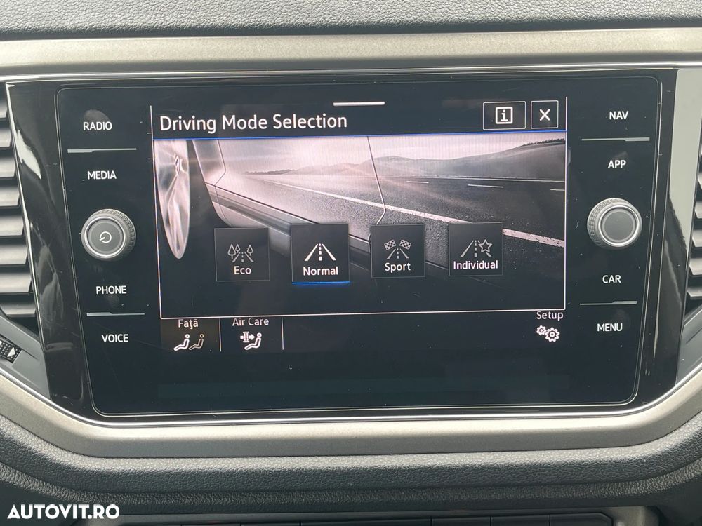 Volkswagen T-Roc 2.0 TDI DSG Design - 27