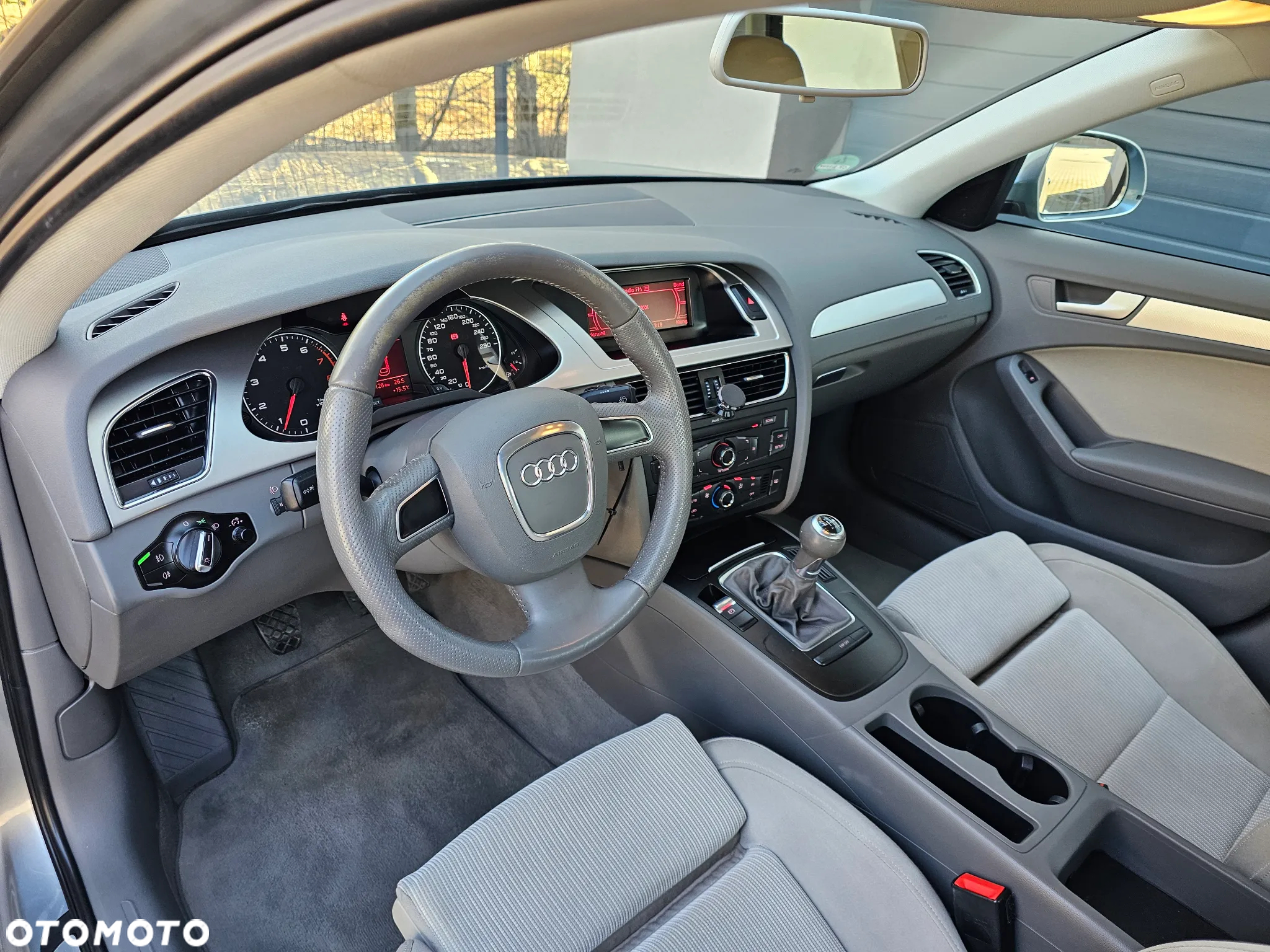 Audi A4 1.8 TFSI Attraction - 16