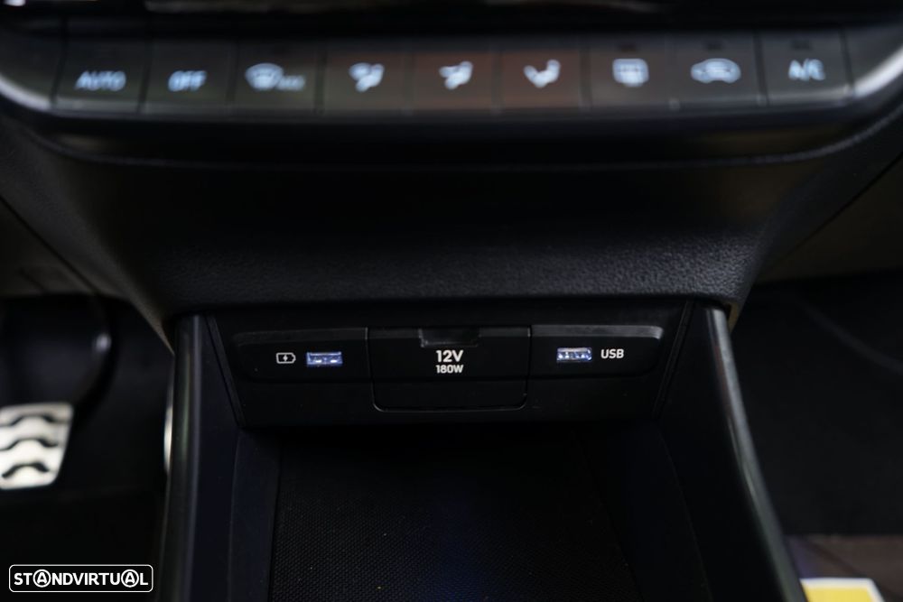 Hyundai Bayon 1.0 T-GDI Connect & Go - 31