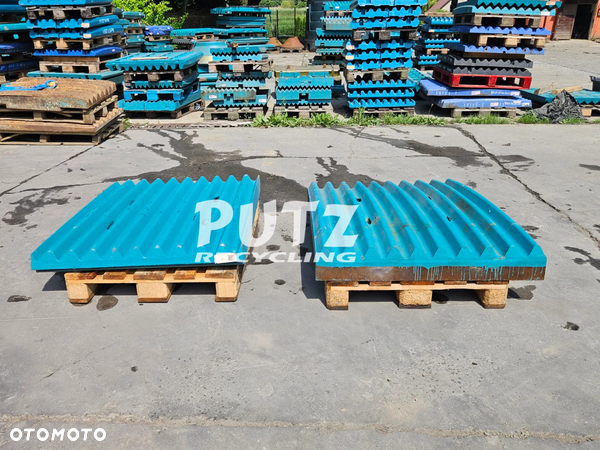 McCloskey J40 Szczęki 18%Mn2%Cr 504-015-088 / 504015088 / 504-015-083 / 504015083 Szczęka stała, Szczęka ruchoma, okładziny