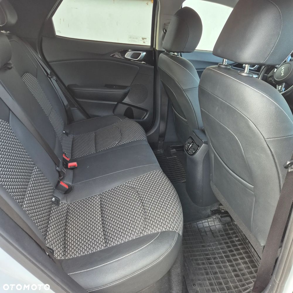 Kia XCeed 1.6 GDI PHEV Business Line DCT - 14