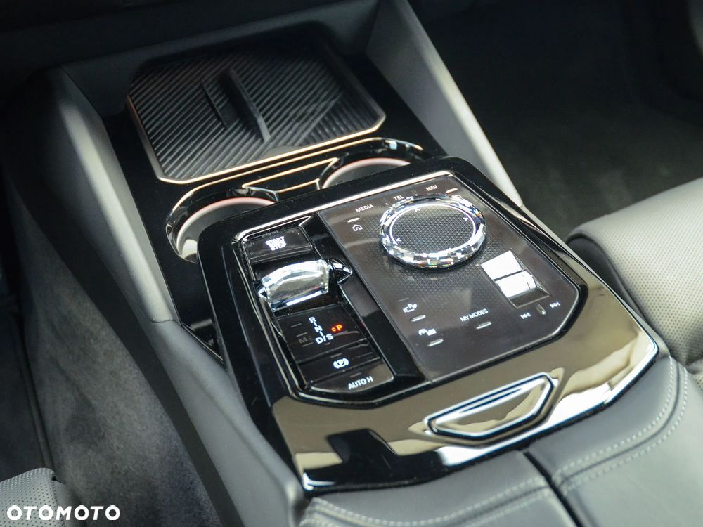 BMW Seria 5 - 21
