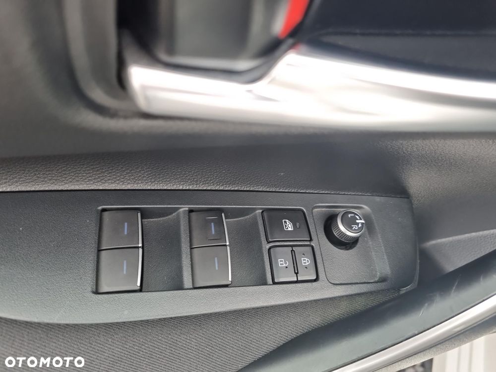 Toyota Corolla 1.8 Hybrid Comfort - 17