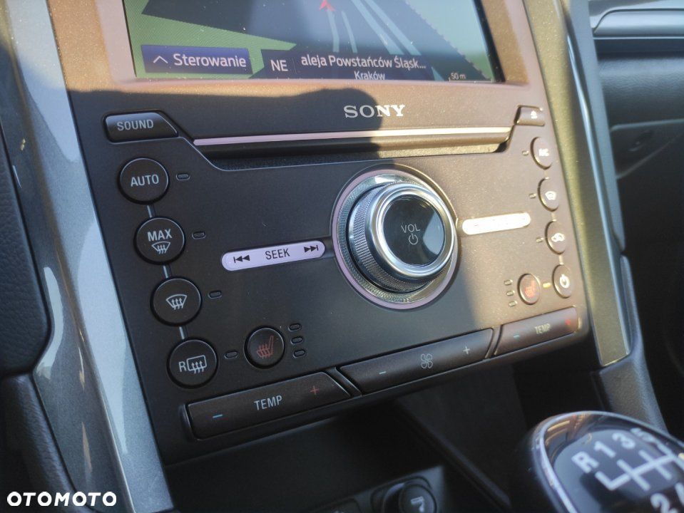 Ford Mondeo - 27