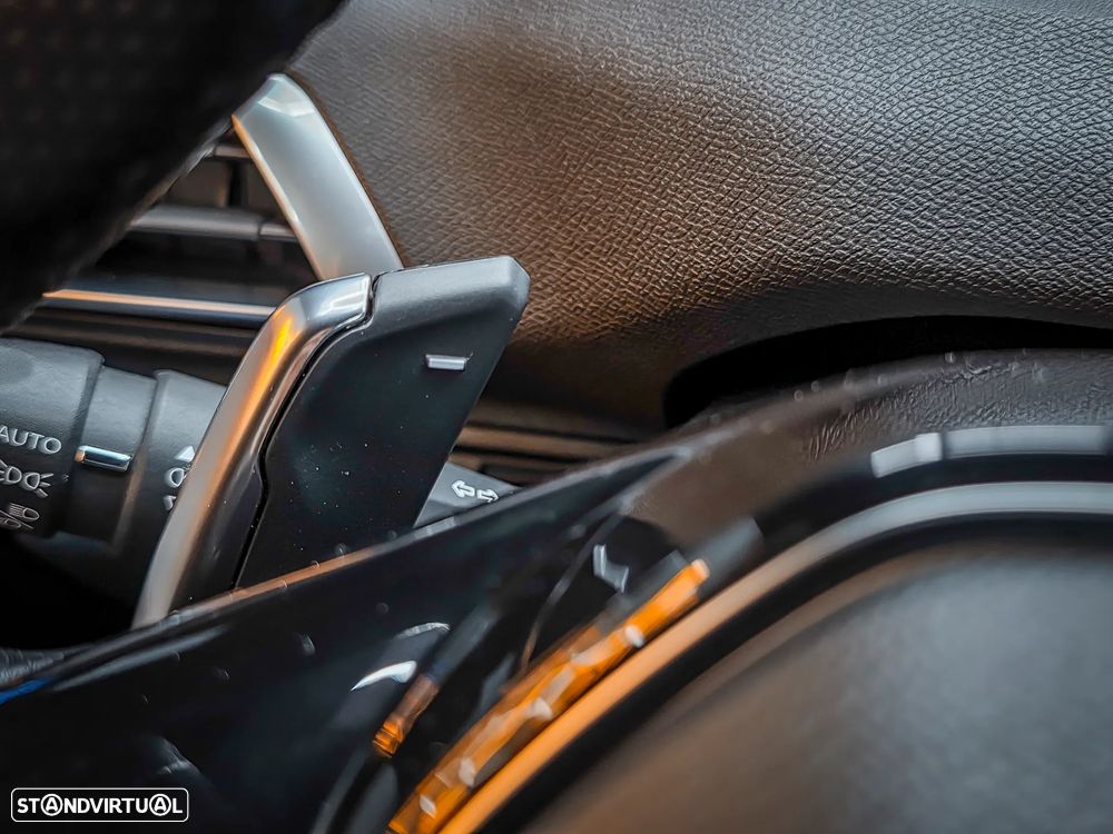 Peugeot 3008 1.2 PureTech GT Line EAT8 - 23