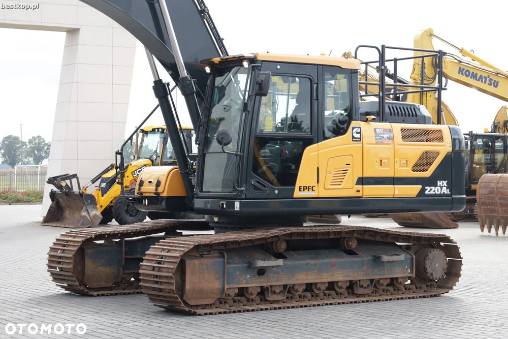 Hyundai HX220AL - 2