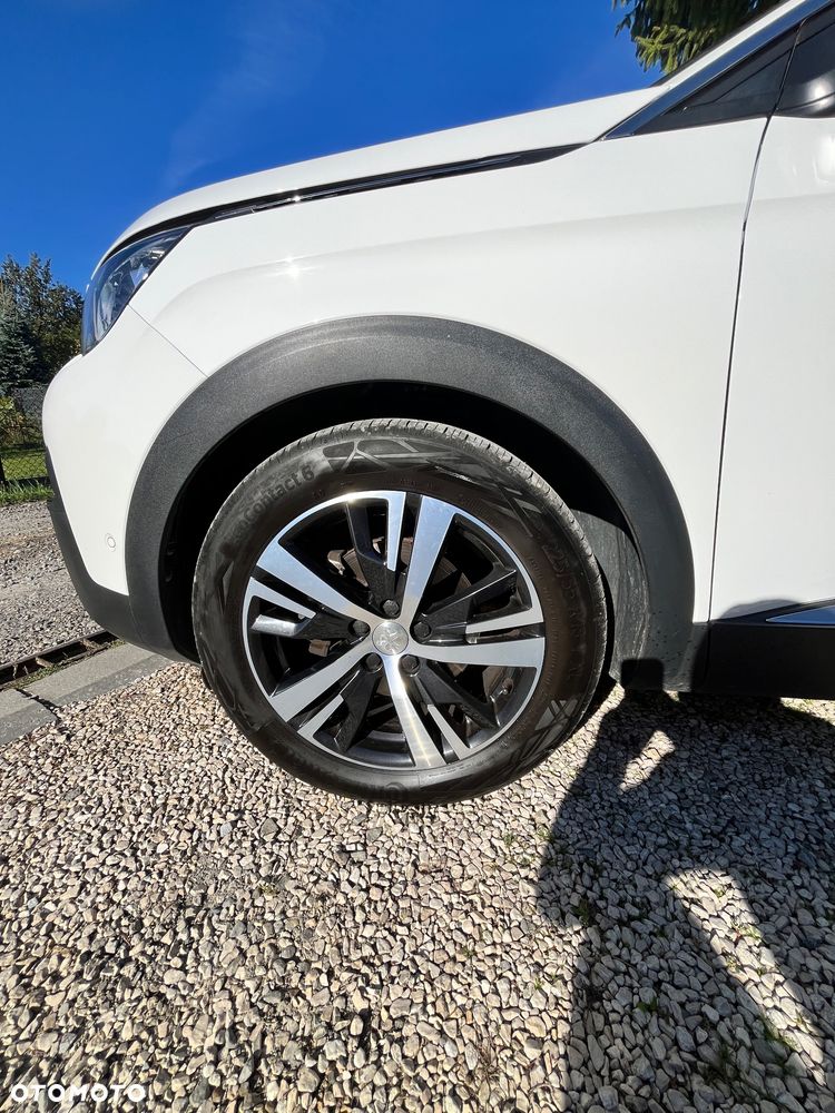 Peugeot 3008 1.6 BlueHDi Allure S&S EAT6 - 17