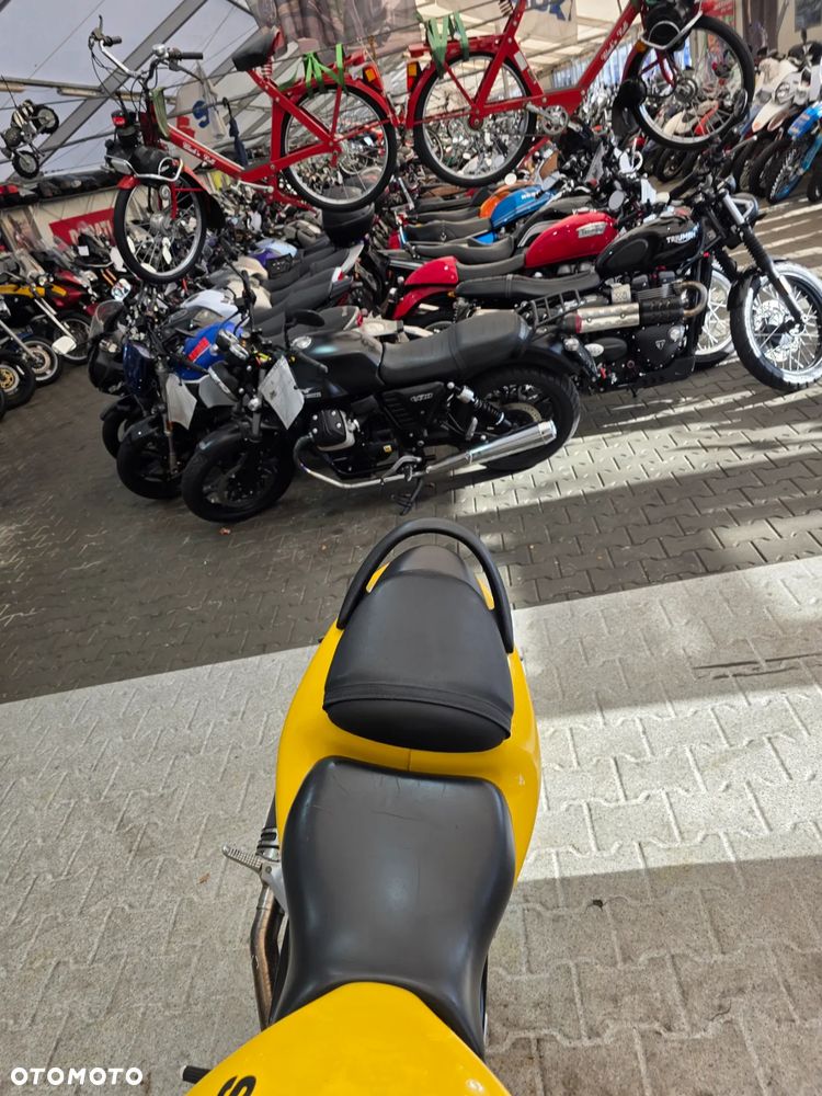 Suzuki SV - 25