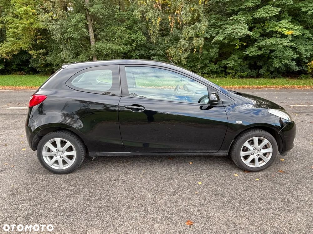 Mazda 2 - 6