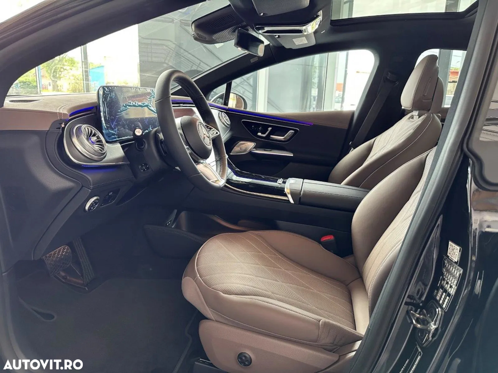 Mercedes-Benz EQE 350+ AMG Line - 11