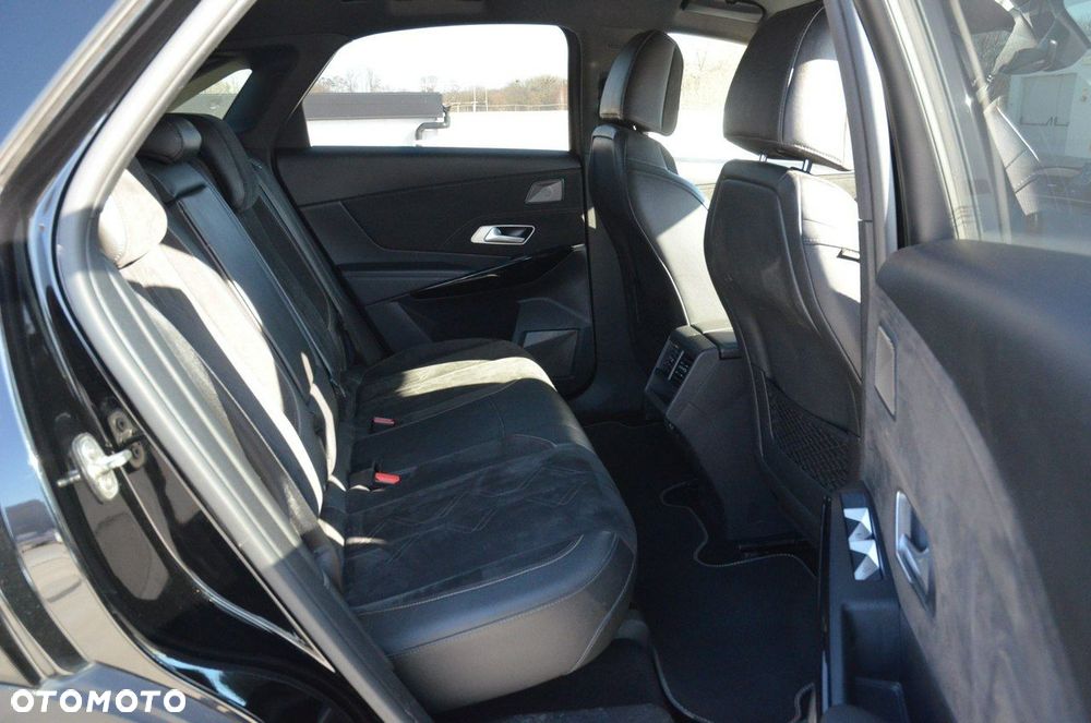 DS Automobiles DS 7 Crossback 2.0 BlueHDi Performance Line + - 31