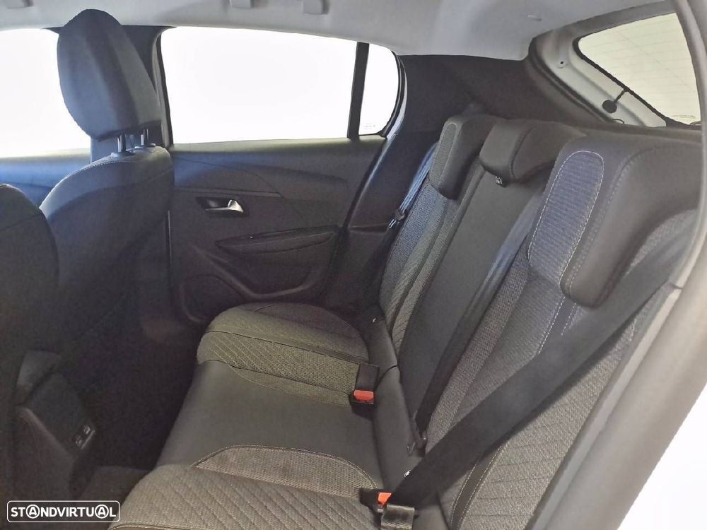 Peugeot 208 1.2 PureTech Allure EAT8 - 10